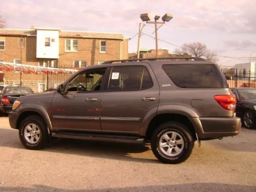 Photo Image Gallery & Touchup Paint: Toyota Sequoia in Phantom Gray Pearl  (1E3)  YEARS: 2003-2007