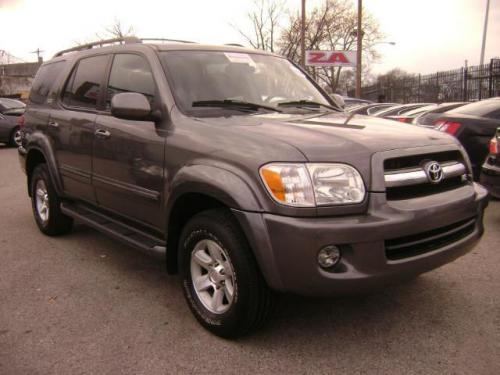 Photo Image Gallery & Touchup Paint: Toyota Sequoia in Phantom Gray Pearl  (1E3)  YEARS: 2003-2007
