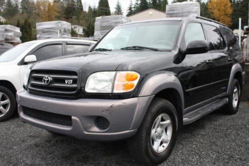 Photo Image Gallery: Toyota Sequoia in Black On Thunder Gray (202A)  YEARS: -