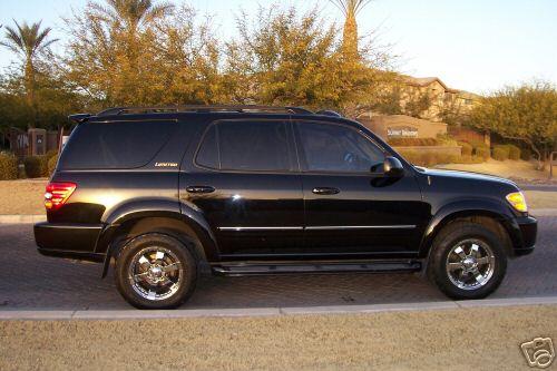 Photo Image Gallery & Touchup Paint: Toyota Sequoia in Black    (202)  YEARS: 2001-2007