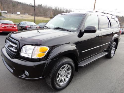 Photo Image Gallery & Touchup Paint: Toyota Sequoia in Black    (202)  YEARS: 2001-2007