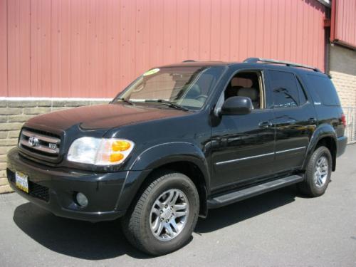 Photo Image Gallery & Touchup Paint: Toyota Sequoia in Black    (202)  YEARS: 2001-2007