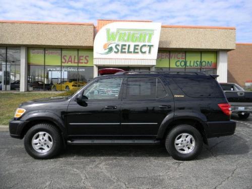 Photo Image Gallery & Touchup Paint: Toyota Sequoia in Black    (202)  YEARS: 2001-2007
