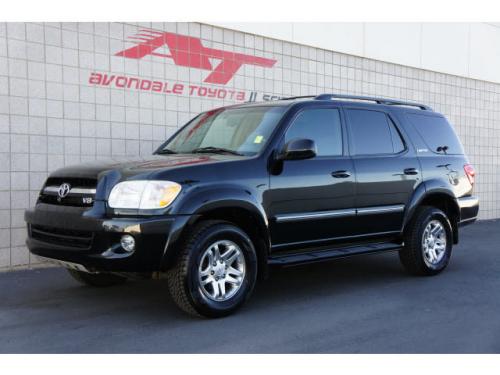 Photo Image Gallery & Touchup Paint: Toyota Sequoia in Black    (202)  YEARS: 2001-2007