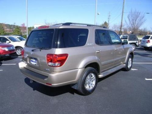 Photo Image Gallery & Touchup Paint: Toyota Sequoia in Desert Sand Mica  (4Q2)  YEARS: 2005-2007