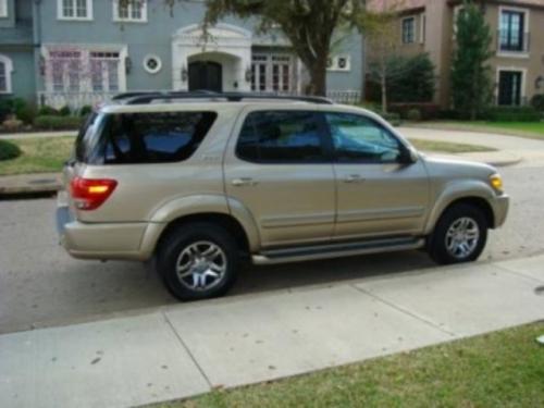 Photo Image Gallery & Touchup Paint: Toyota Sequoia in Desert Sand Mica  (4Q2)  YEARS: 2005-2007