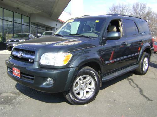 Photo Image Gallery & Touchup Paint: Toyota Sequoia in Timberland Mica   (6T8)  YEARS: 2006-2007