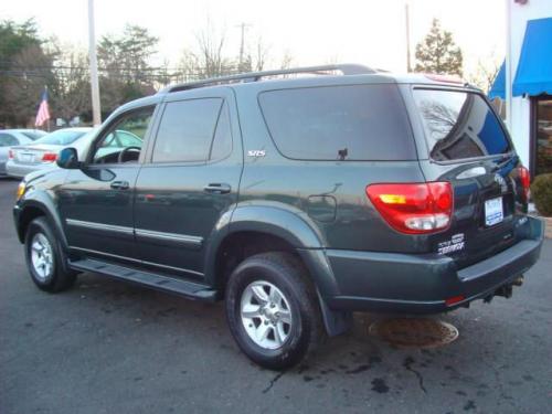 Photo Image Gallery & Touchup Paint: Toyota Sequoia in Timberland Mica   (6T8)  YEARS: 2006-2007
