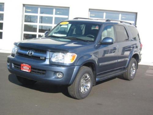 Photo Image Gallery & Touchup Paint: Toyota Sequoia in Blue Steel Metallic  (8J7)  YEARS: 2005-2007