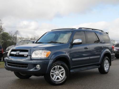 Photo Image Gallery & Touchup Paint: Toyota Sequoia in Blue Steel Metallic  (8J7)  YEARS: 2005-2007