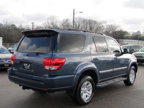 Photo Image Gallery & Touchup Paint: Toyota Sequoia in Blue Steel Metallic  (8J7)  YEARS: 2005-2007