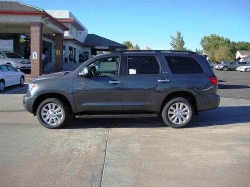 Photo Image Gallery & Touchup Paint: Toyota Sequoia in Magnetic Gray Metallic  (1G3)  YEARS: 2011-2013