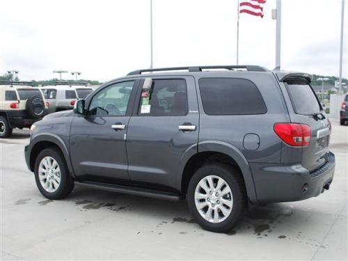 Photo Image Gallery & Touchup Paint: Toyota Sequoia in Magnetic Gray Metallic  (1G3)  YEARS: 2011-2013