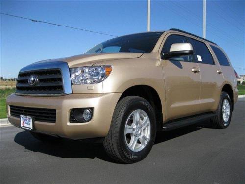 Photo Image Gallery & Touchup Paint: Toyota Sequoia in Sandy Beach Metallic  (4T8)  YEARS: 2010-2013