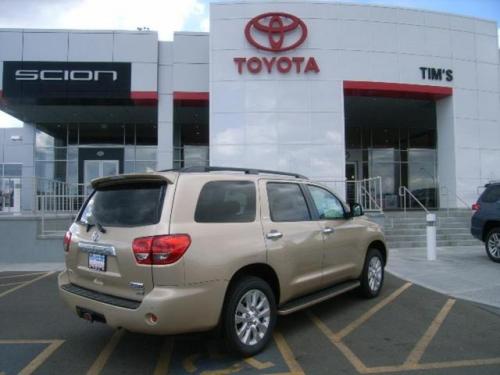 Photo Image Gallery & Touchup Paint: Toyota Sequoia in Sandy Beach Metallic  (4T8)  YEARS: 2010-2013
