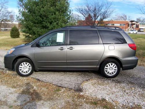 Photo Image Gallery & Touchup Paint: Toyota Sienna in Phantom Gray Pearl  (1E3)  YEARS: 2004-2005
