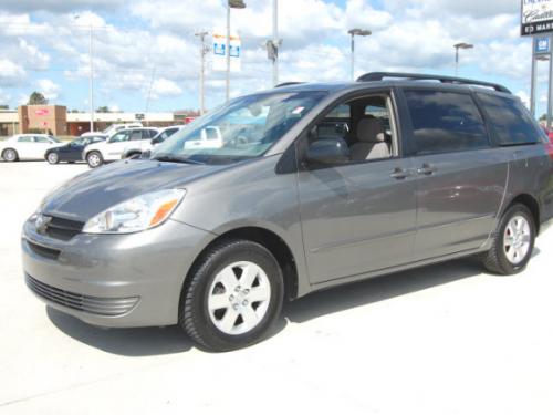 Photo Image Gallery & Touchup Paint: Toyota Sienna in Phantom Gray Pearl  (1E3)  YEARS: 2004-2005