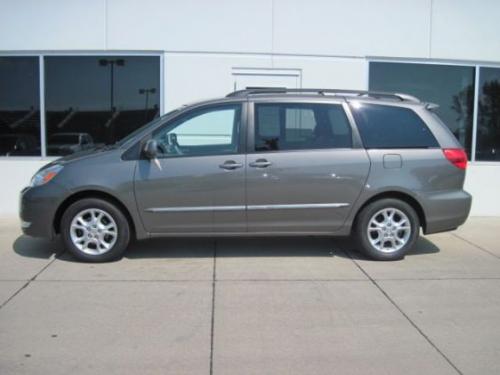 Photo Image Gallery & Touchup Paint: Toyota Sienna in Phantom Gray Pearl  (1E3)  YEARS: 2004-2005