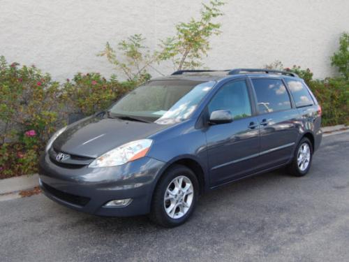 Photo Image Gallery & Touchup Paint: Toyota Sienna in Slate Metallic   (1F9)  YEARS: 2006-2010