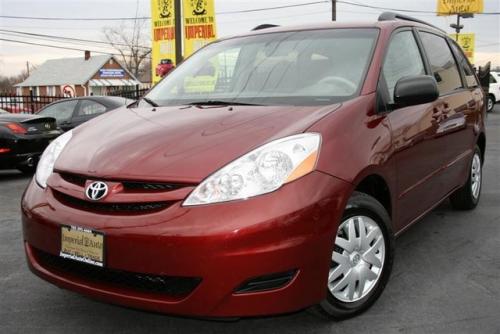 Photo Image Gallery & Touchup Paint: Toyota Sienna in Salsa Red Pearl  (3Q3)  YEARS: 2004-2010