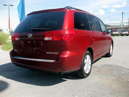 Photo Image Gallery & Touchup Paint: Toyota Sienna in Salsa Red Pearl  (3Q3)  YEARS: 2004-2010