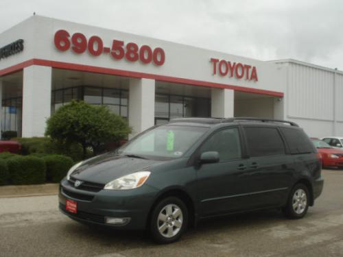 Photo Image Gallery & Touchup Paint: Toyota Sienna in Aspen Green Pearl  (6S7)  YEARS: 2004-2005