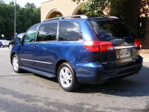 Photo Image Gallery & Touchup Paint: Toyota Sienna in Stratosphere Mica   (8Q0)  YEARS: 2004-2005