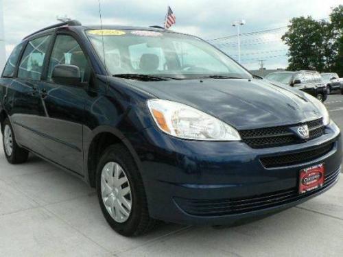 Photo Image Gallery & Touchup Paint: Toyota Sienna in Stratosphere Mica   (8Q0)  YEARS: 2004-2005