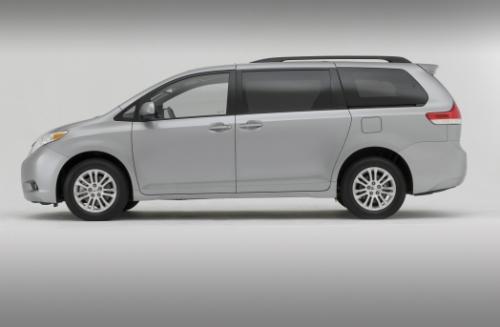 Photo Image Gallery & Touchup Paint: Toyota Sienna in Silver Sky Metallic  (1D6)  YEARS: 2011-2013