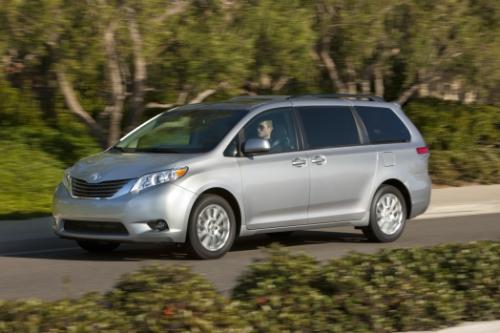 Photo Image Gallery & Touchup Paint: Toyota Sienna in Silver Sky Metallic  (1D6)  YEARS: 2011-2013