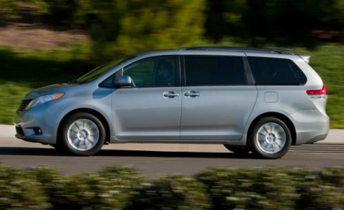 Photo Image Gallery & Touchup Paint: Toyota Sienna in Silver Sky Metallic  (1D6)  YEARS: 2011-2013
