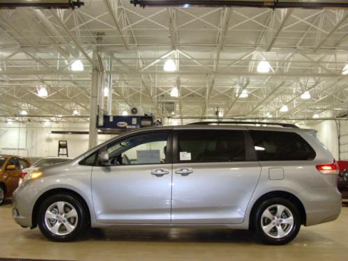Photo Image Gallery & Touchup Paint: Toyota Sienna in Silver Sky Metallic  (1D6)  YEARS: 2011-2013