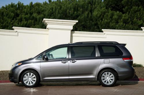 Photo Image Gallery & Touchup Paint: Toyota Sienna in Predawn Gray Mica  (1H1)  YEARS: 2011-2013