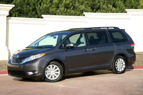 Photo Image Gallery & Touchup Paint: Toyota Sienna in Predawn Gray Mica  (1H1)  YEARS: 2011-2013