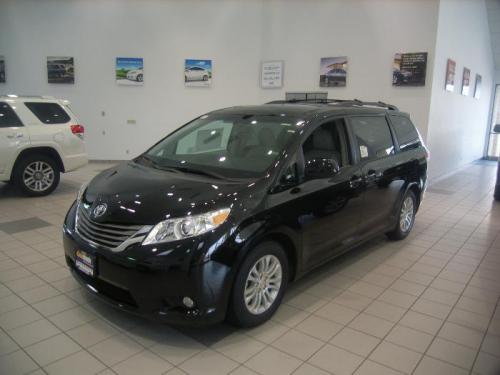 Photo Image Gallery & Touchup Paint: Toyota Sienna in Black    (202)  YEARS: 2011-2013