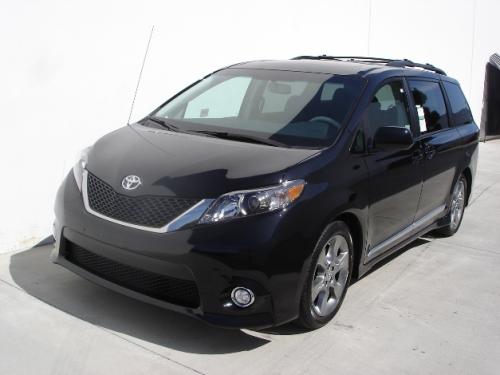 Photo Image Gallery & Touchup Paint: Toyota Sienna in Black    (202)  YEARS: 2011-2013