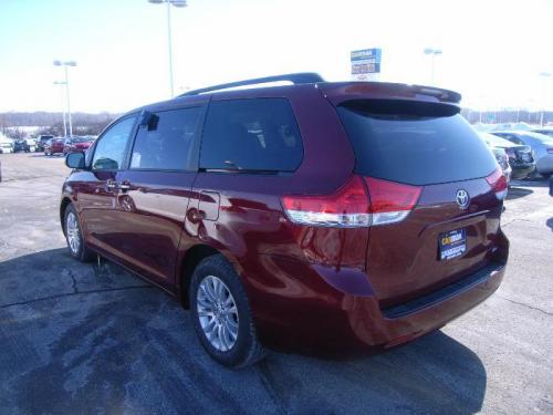 Photo Image Gallery & Touchup Paint: Toyota Sienna in Salsa Red Pearl  (3Q3)  YEARS: 2011-2013