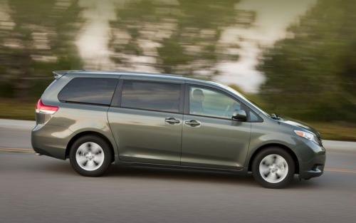 Photo Image Gallery & Touchup Paint: Toyota Sienna in Cypress Pearl   (6T7)  YEARS: 2011-2013