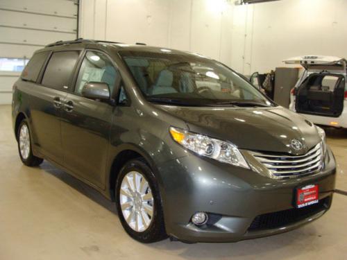 Photo Image Gallery & Touchup Paint: Toyota Sienna in Cypress Pearl   (6T7)  YEARS: 2011-2013