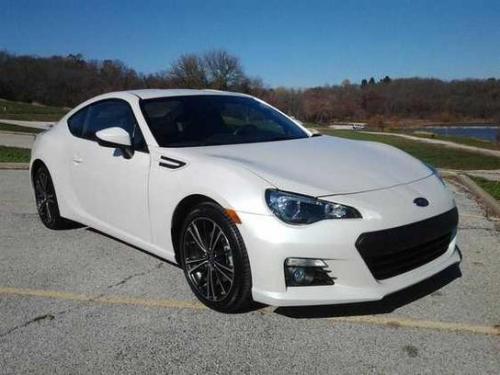 Photo Image Gallery & Touchup Paint: Subaru Brz in Satin White Pearl  (37J)  YEARS: 2013-2013
