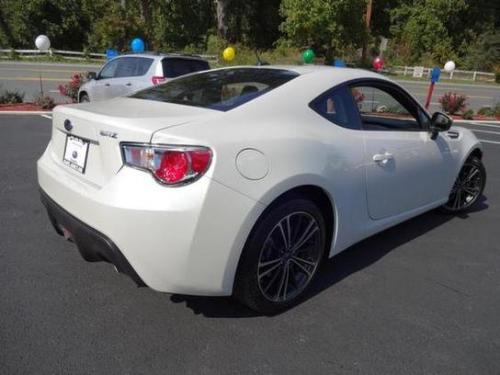 Photo Image Gallery & Touchup Paint: Subaru Brz in Satin White Pearl  (37J)  YEARS: 2013-2013