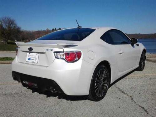 Photo Image Gallery & Touchup Paint: Subaru Brz in Satin White Pearl  (37J)  YEARS: 2013-2013