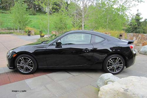 Photo Image Gallery & Touchup Paint: Subaru Brz in Crystal Black Silica  (D4S)  YEARS: 2013-2013