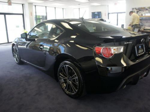 Photo Image Gallery & Touchup Paint: Subaru Brz in Crystal Black Silica  (D4S)  YEARS: 2013-2013
