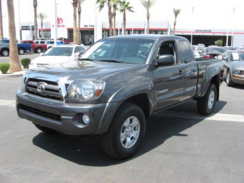 Photo Image Gallery & Touchup Paint: Toyota Tacoma in Magnetic Gray Metallic  (1G3)  YEARS: 2009-2013