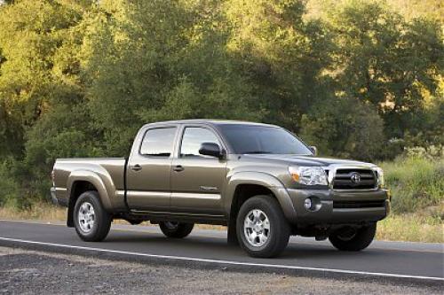 Photo Image Gallery & Touchup Paint: Toyota Tacoma in Pyrite Mica   (4T3)  YEARS: 2009-2013