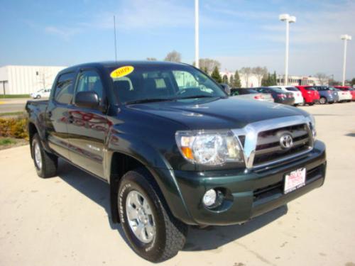 Photo Image Gallery & Touchup Paint: Toyota Tacoma in Timberland Mica   (6T8)  YEARS: 2009-2011