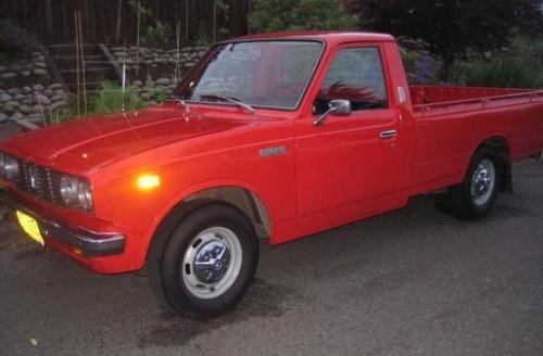Photo Image Gallery & Touchup Paint: Toyota Truck in Red    (336)  YEARS: 1973-1977