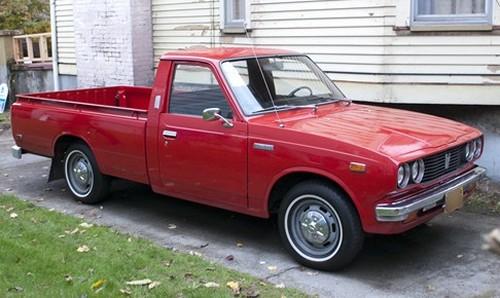 Photo Image Gallery & Touchup Paint: Toyota Truck in Red    (336)  YEARS: 1973-1977