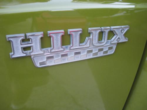 Photo Image Gallery & Touchup Paint: Toyota Truck in Olive    (637)  YEARS: 1974-1977